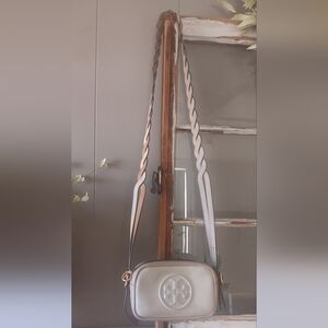 Sold Tory Burch Perry Bombe Leather Mini  Cream & Beige Crossbody ⚘️
